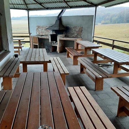 Turisticka Ubytovna Hotel Divín Exteriör bild